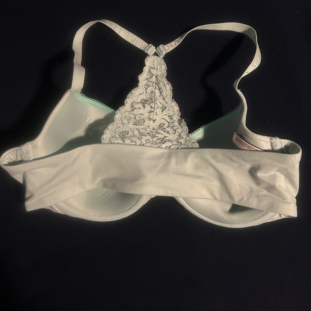 Victoria’s Secret Bra- Like New